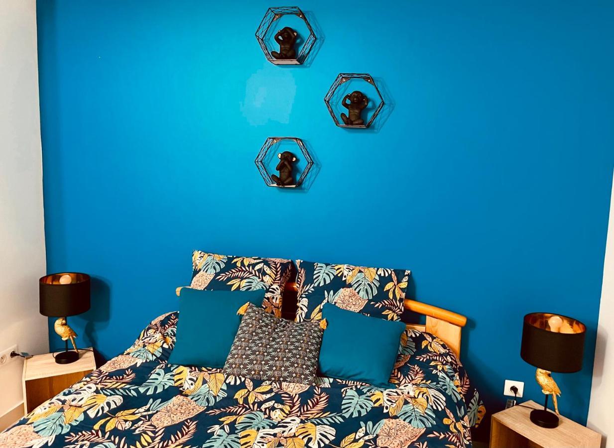 La Villa Perroquet Poncins المظهر الخارجي الصورة