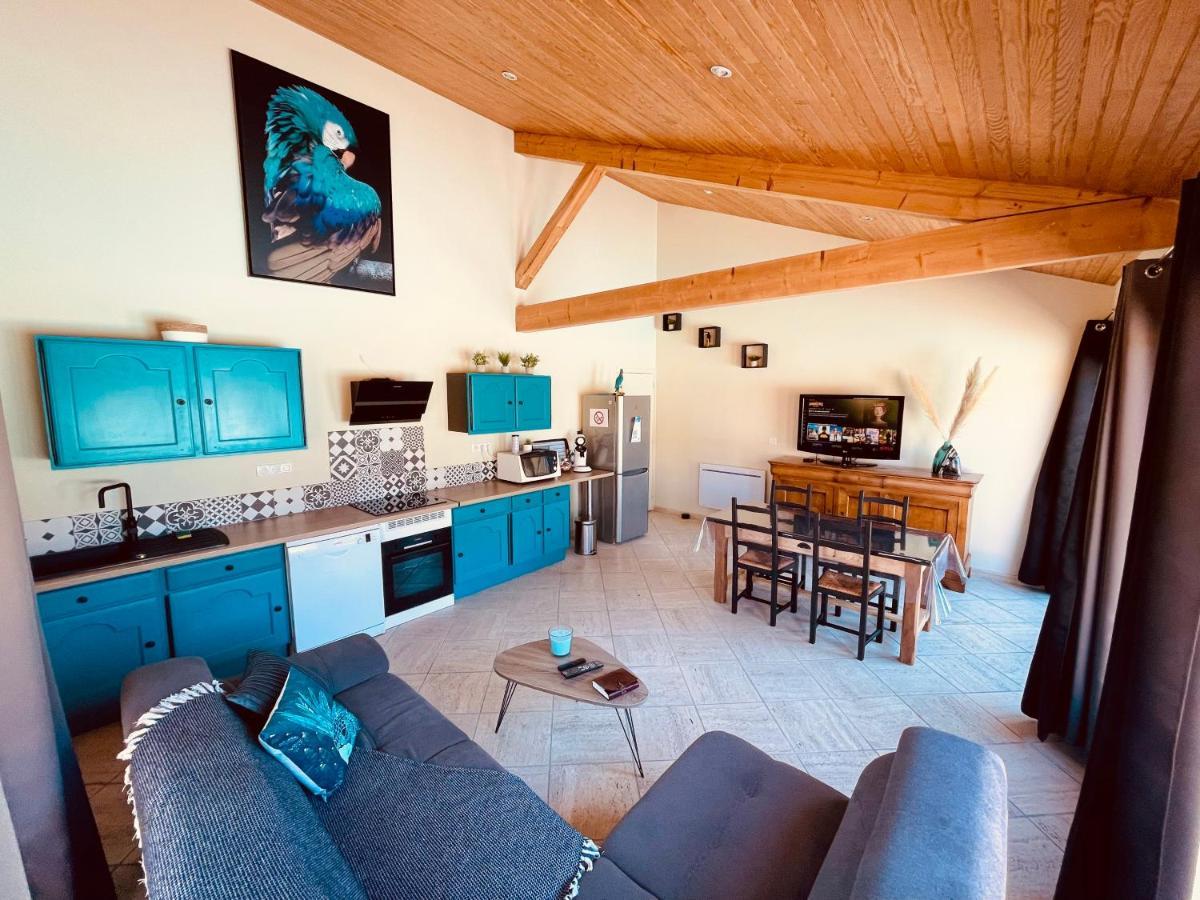 La Villa Perroquet Poncins المظهر الخارجي الصورة