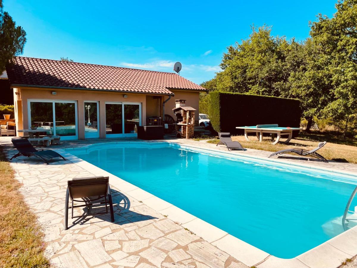 La Villa Perroquet Poncins المظهر الخارجي الصورة